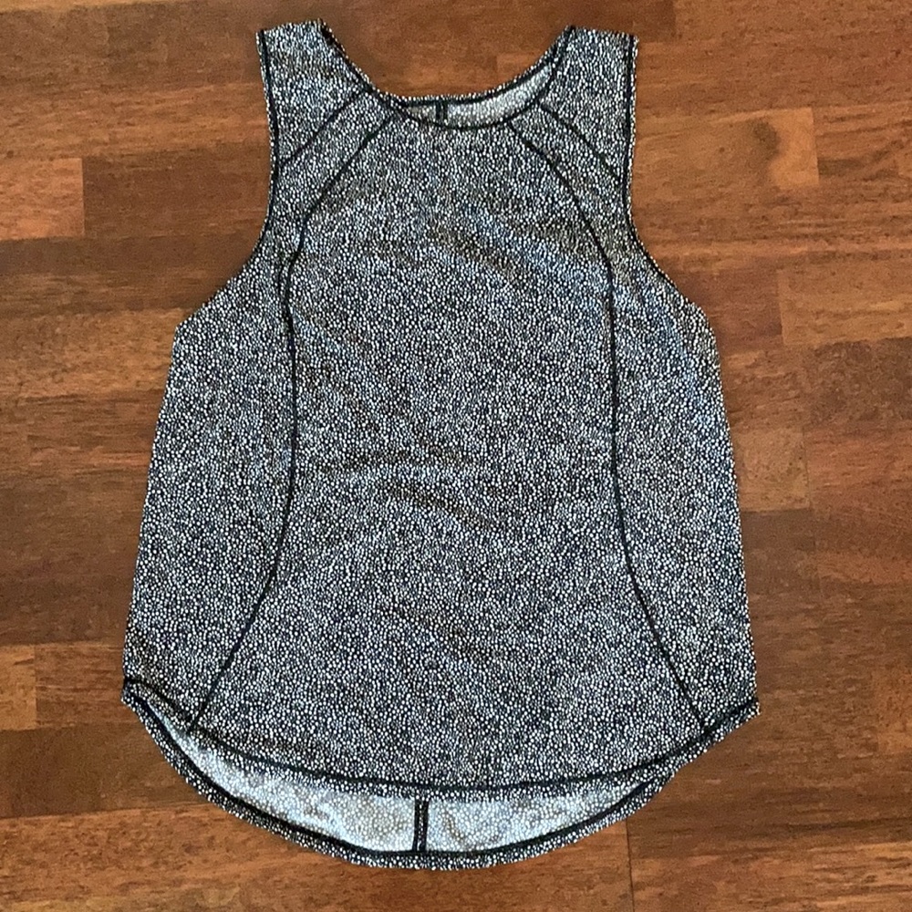 Floral lululemon workout tank